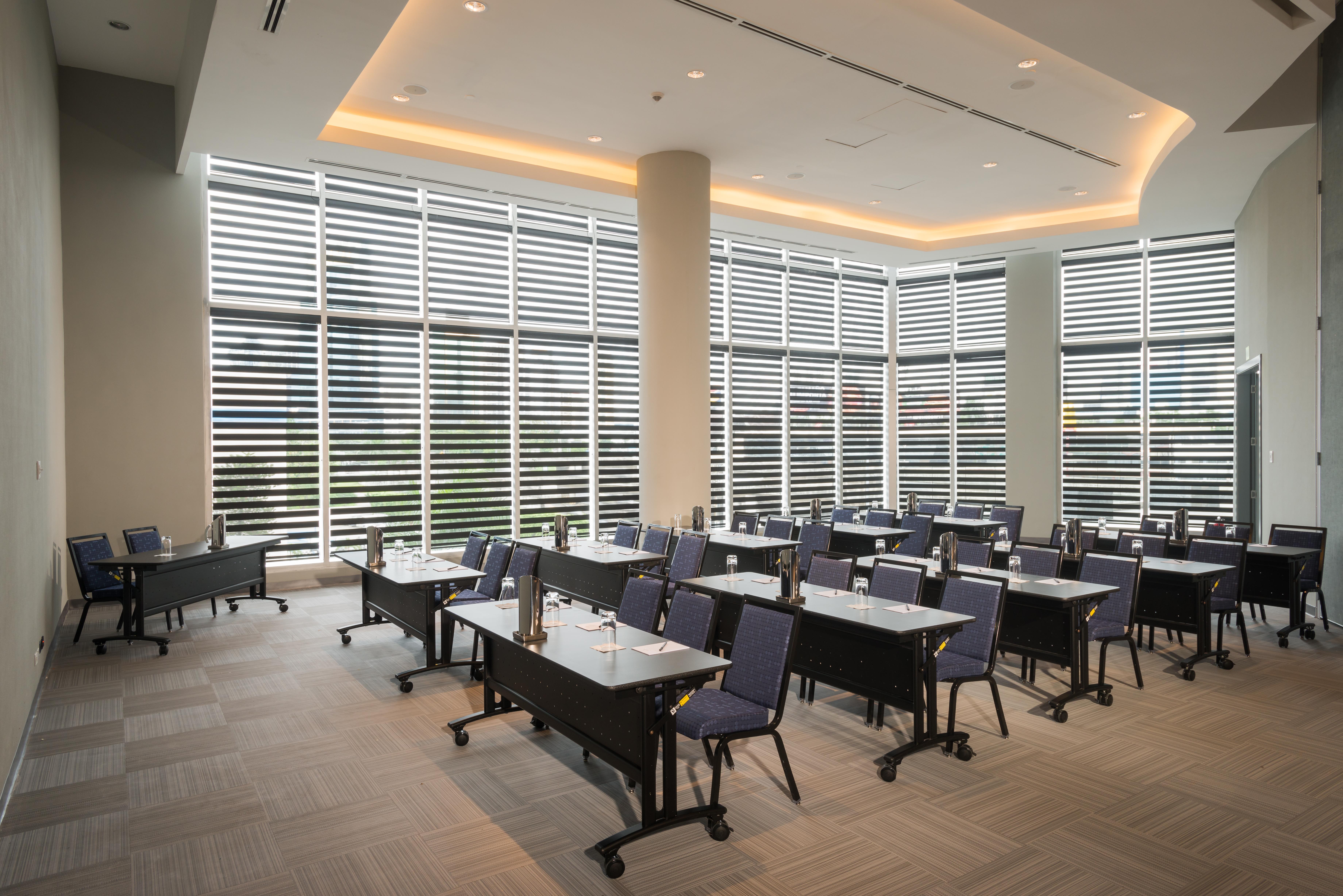 Hotel Las Americas Golden Tower Panama Zewnętrze zdjęcie The meeting room